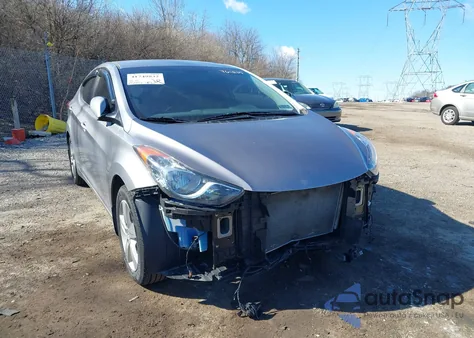 2013 Hyundai Elantra Gls z USA, uszkodzony, nr VIN KMHDH4AE8DU761235